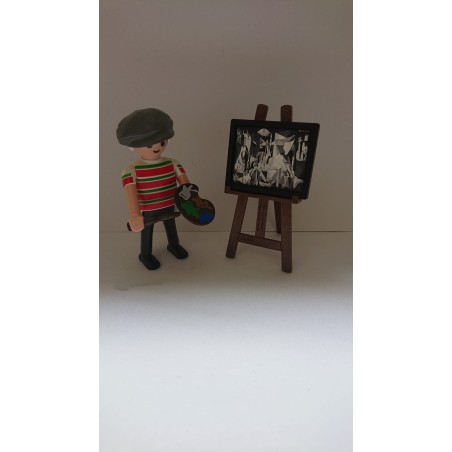 Pintor Picasso con caballete y cuadro